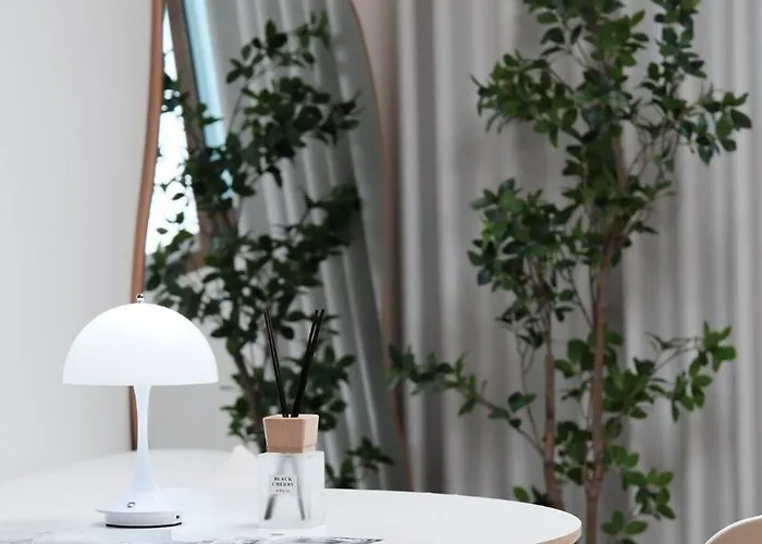 아파트 Leehome Yeonnam 5f With Ev *