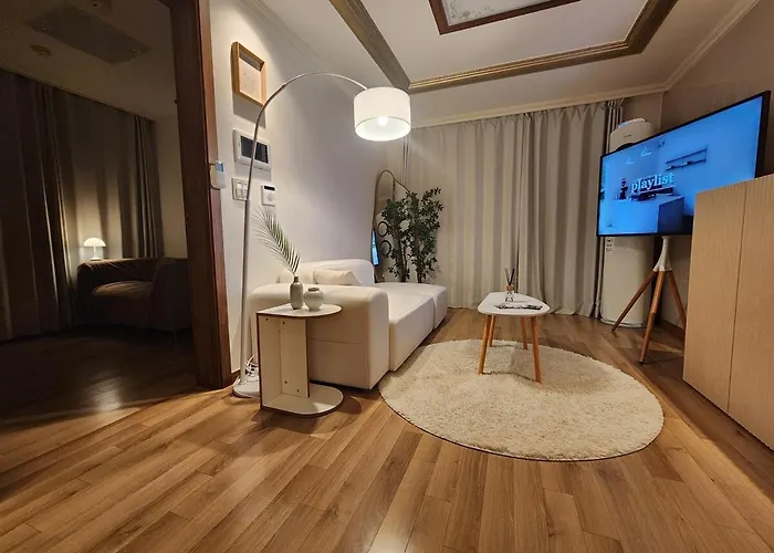 Leehome Yeonnam 5f With Ev * 서울특별시